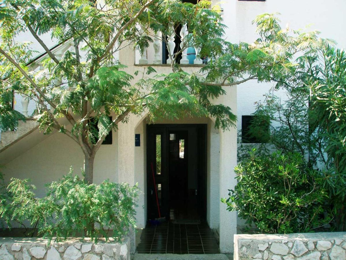 Apartments Mint Povljana - 50M From Sandy Beach מראה חיצוני תמונה