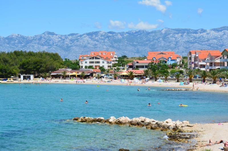 Apartments Mint Povljana - 50M From Sandy Beach מראה חיצוני תמונה