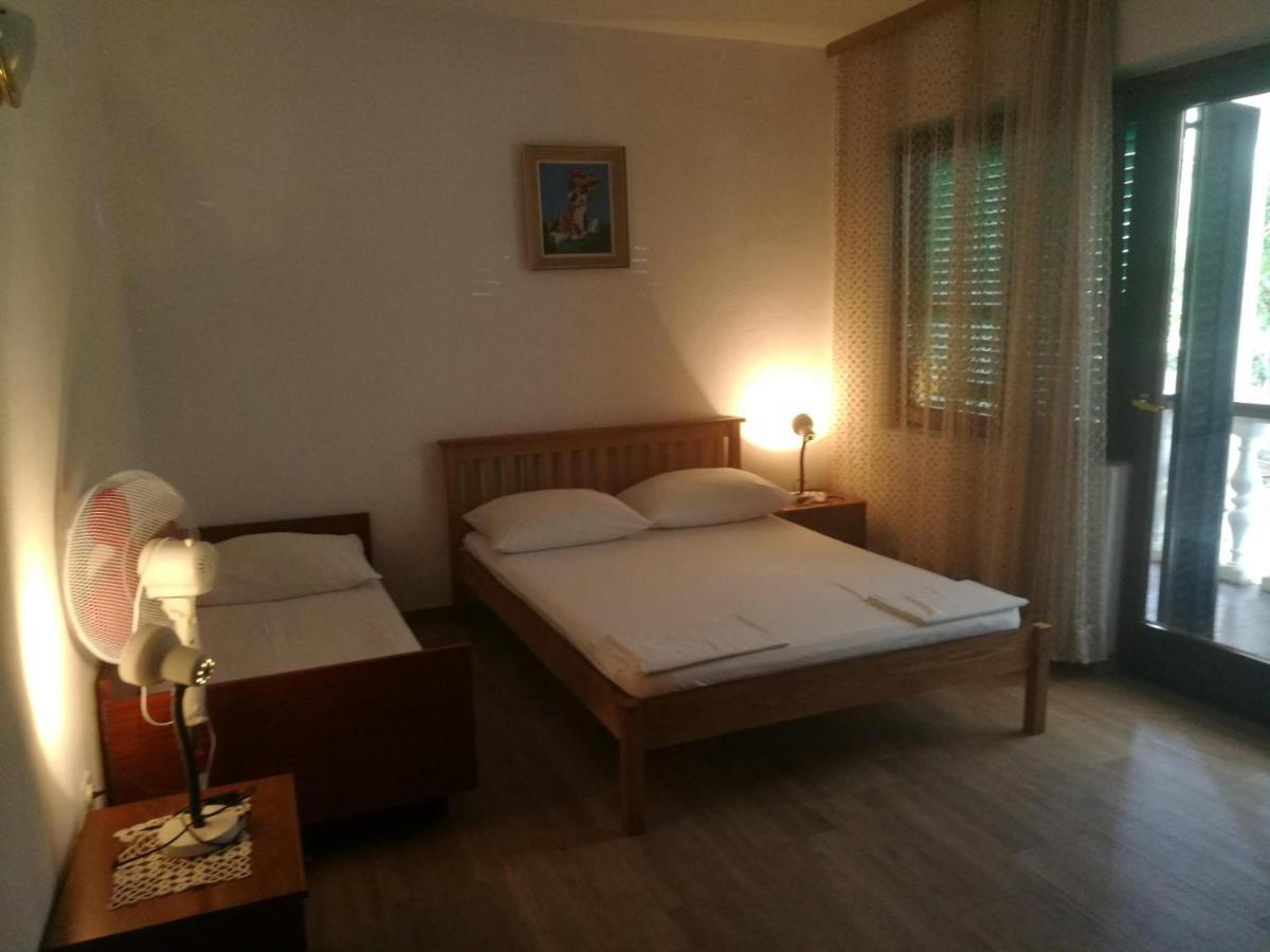 Apartments Mint Povljana - 50M From Sandy Beach מראה חיצוני תמונה