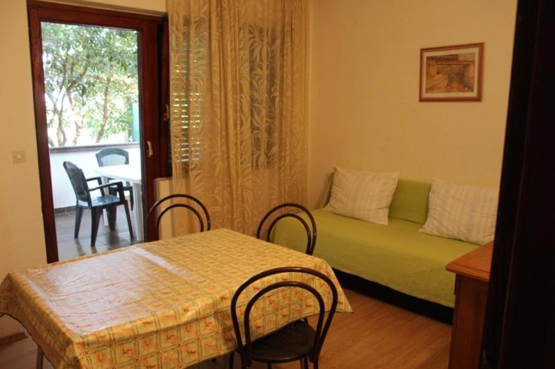 Apartments Mint Povljana - 50M From Sandy Beach מראה חיצוני תמונה