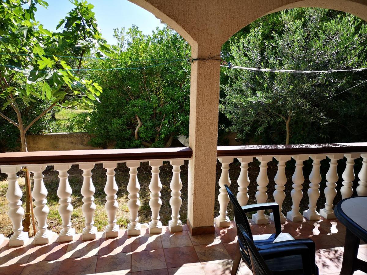 Apartments Mint Povljana - 50M From Sandy Beach מראה חיצוני תמונה