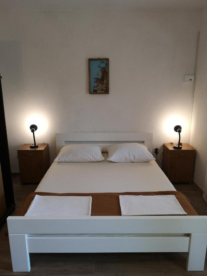 Apartments Mint Povljana - 50M From Sandy Beach מראה חיצוני תמונה