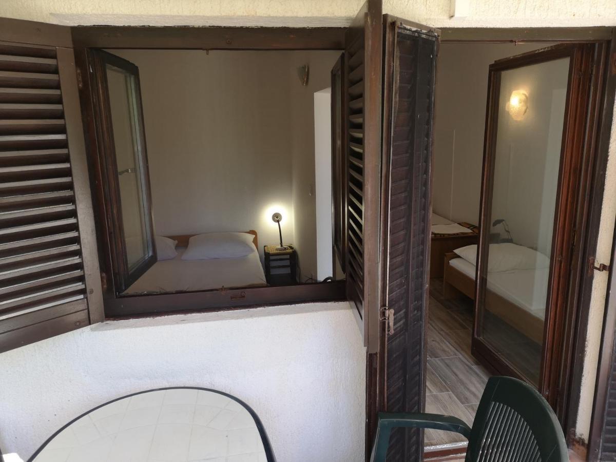 Apartments Mint Povljana - 50M From Sandy Beach מראה חיצוני תמונה